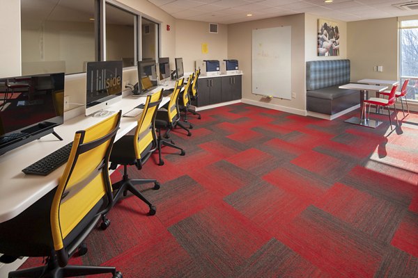business center at Hillside Commons Apartments