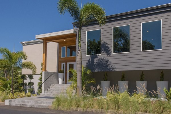 Westmount at Winter Park: Elegant of luxury apartments in scenic Winter Park