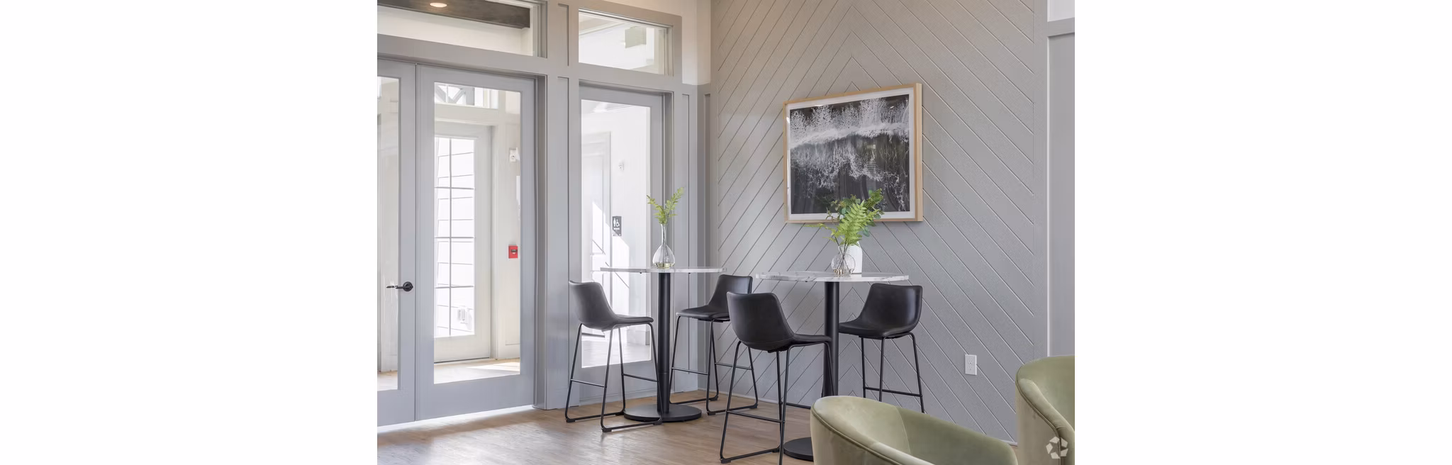 Elegant clubhouse with modern design at Advenir at Walker's Ridge Apartments