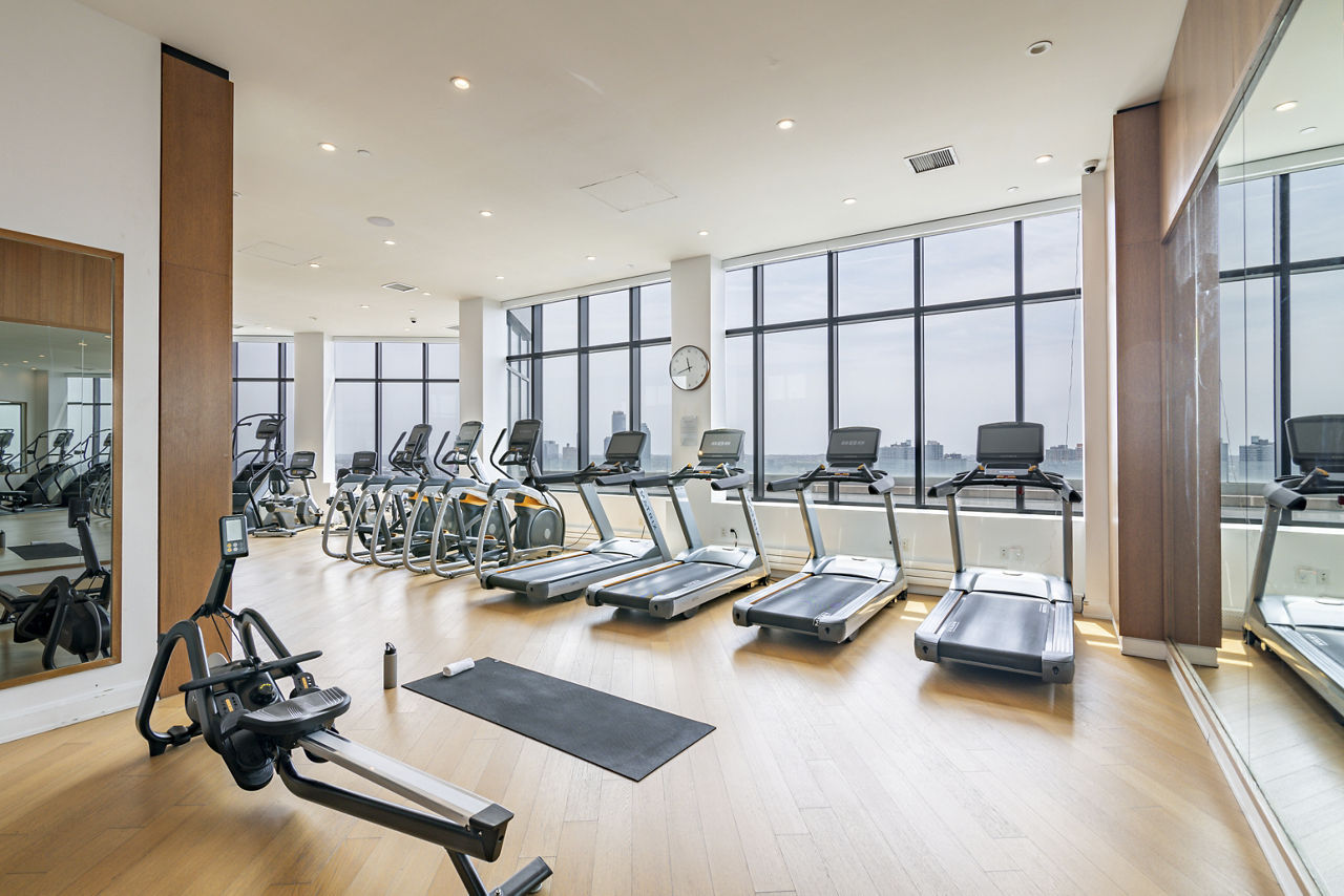 Gym at Oriana (1 of 2)