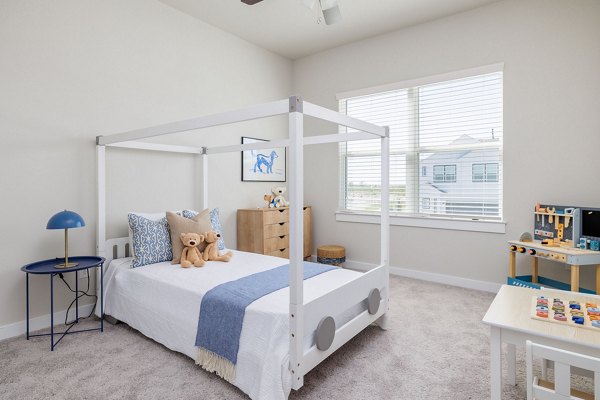 Caso University Heights: Contemporary bedroom with stylish decor and ample lighting for luxury living