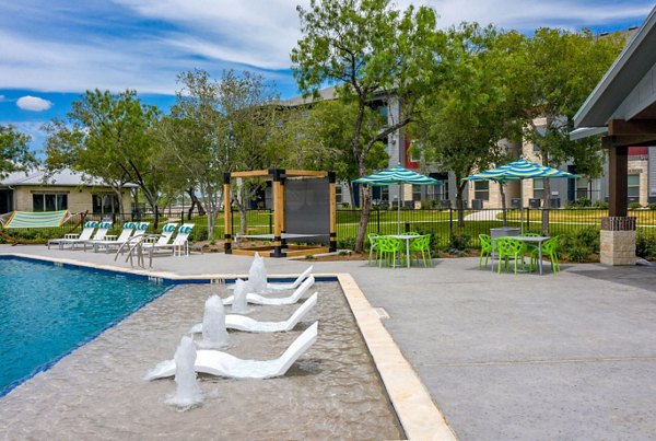 pool at Timberhill Commons Apartments