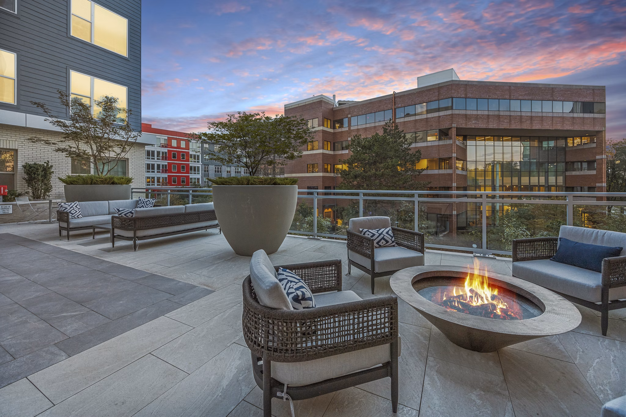courtyard at Hanover North Cambridge Apartments