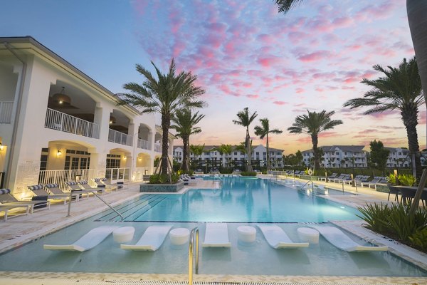 pool at Elan Palm Reserve Apartments 