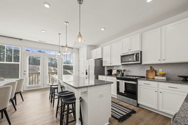 dining room at Affinity at Oak Hills Apartments 