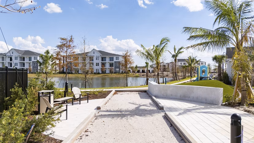 patio at The Hadley Apartments Apartments