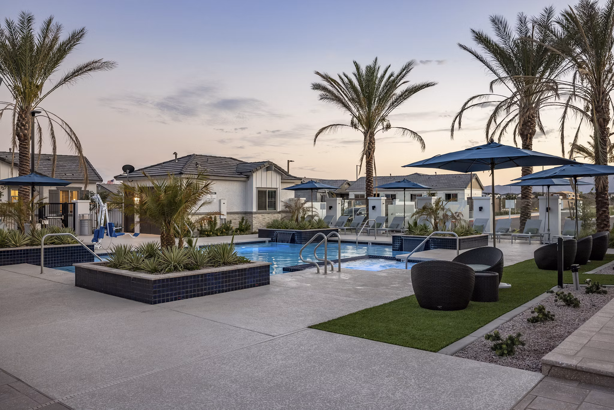 Property images of Yardly Paradisi