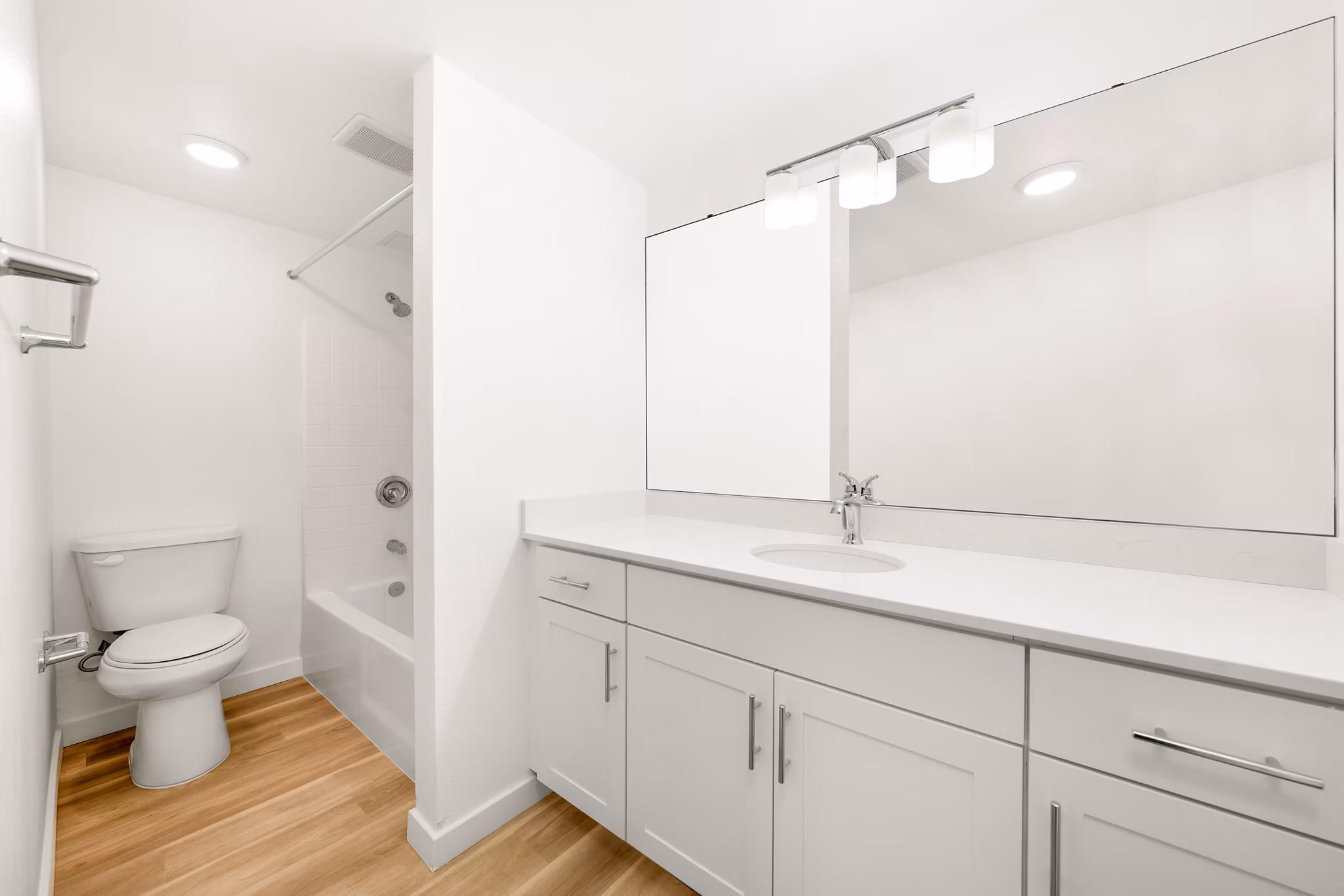 Bathroom at Palmera Apartments