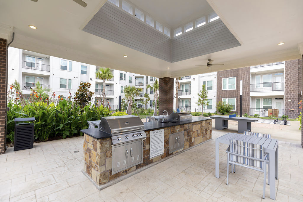 Eleve Humble Tx 10 of 12