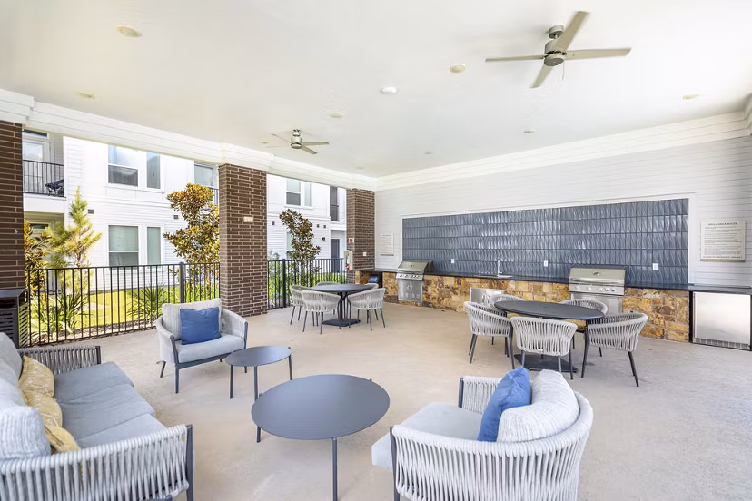 grill area at Eleve Apartments 