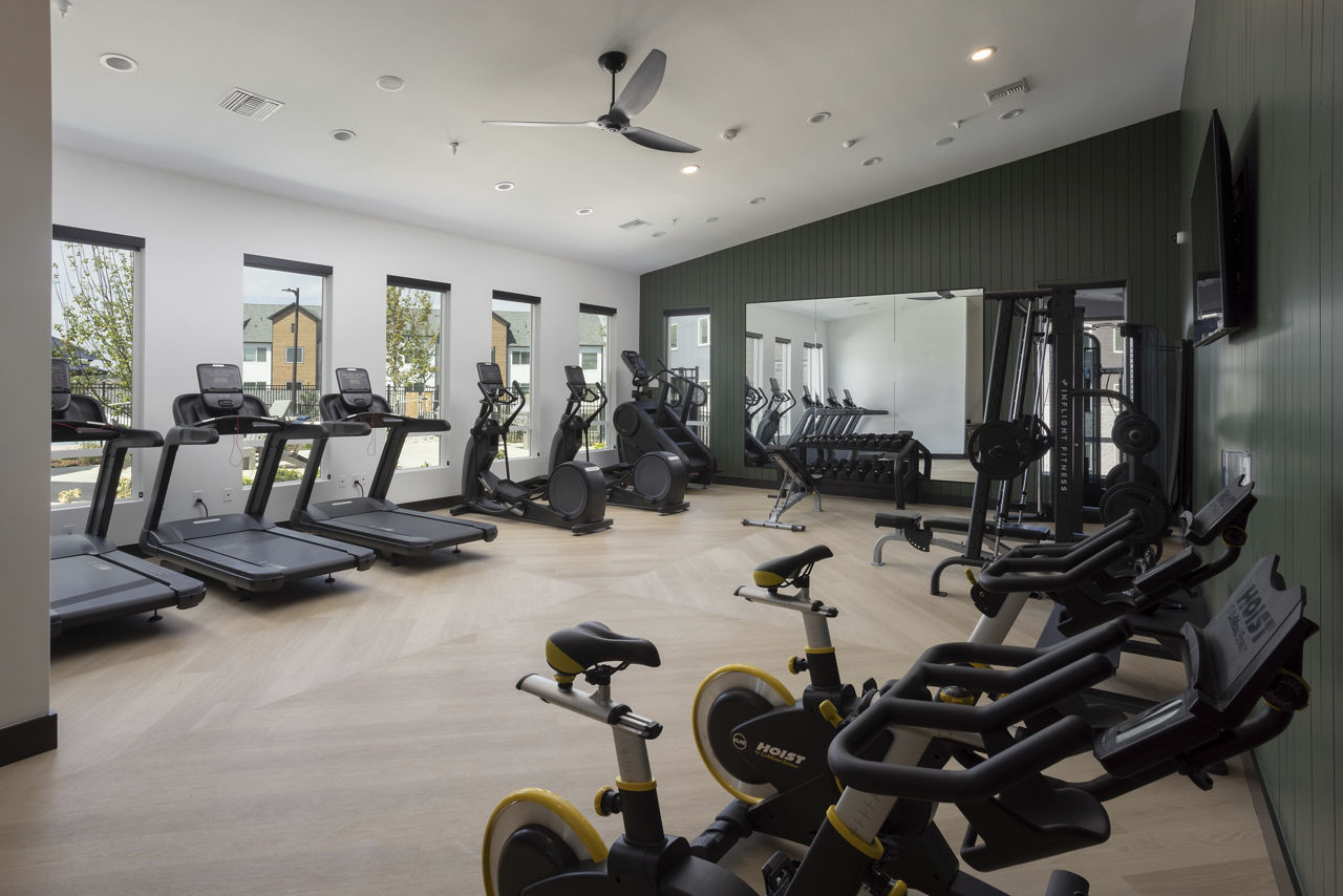 Gym at Broadstone Farm (1 of 3)
