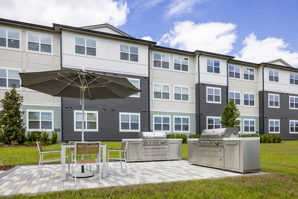 grill area/patio at Prose Horizons Village Apartments