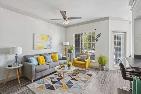 living room at Lakeside at La Frontera Apartments