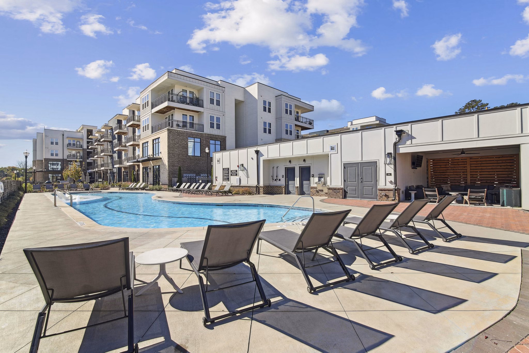 pool at Series at Riverview Landing Apartments