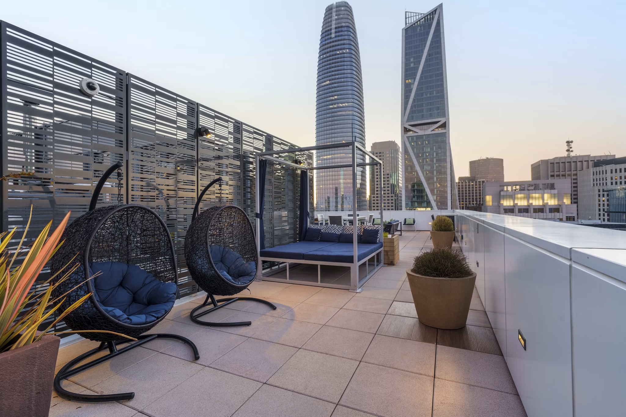 rooftop deck at Solaire Apartments
