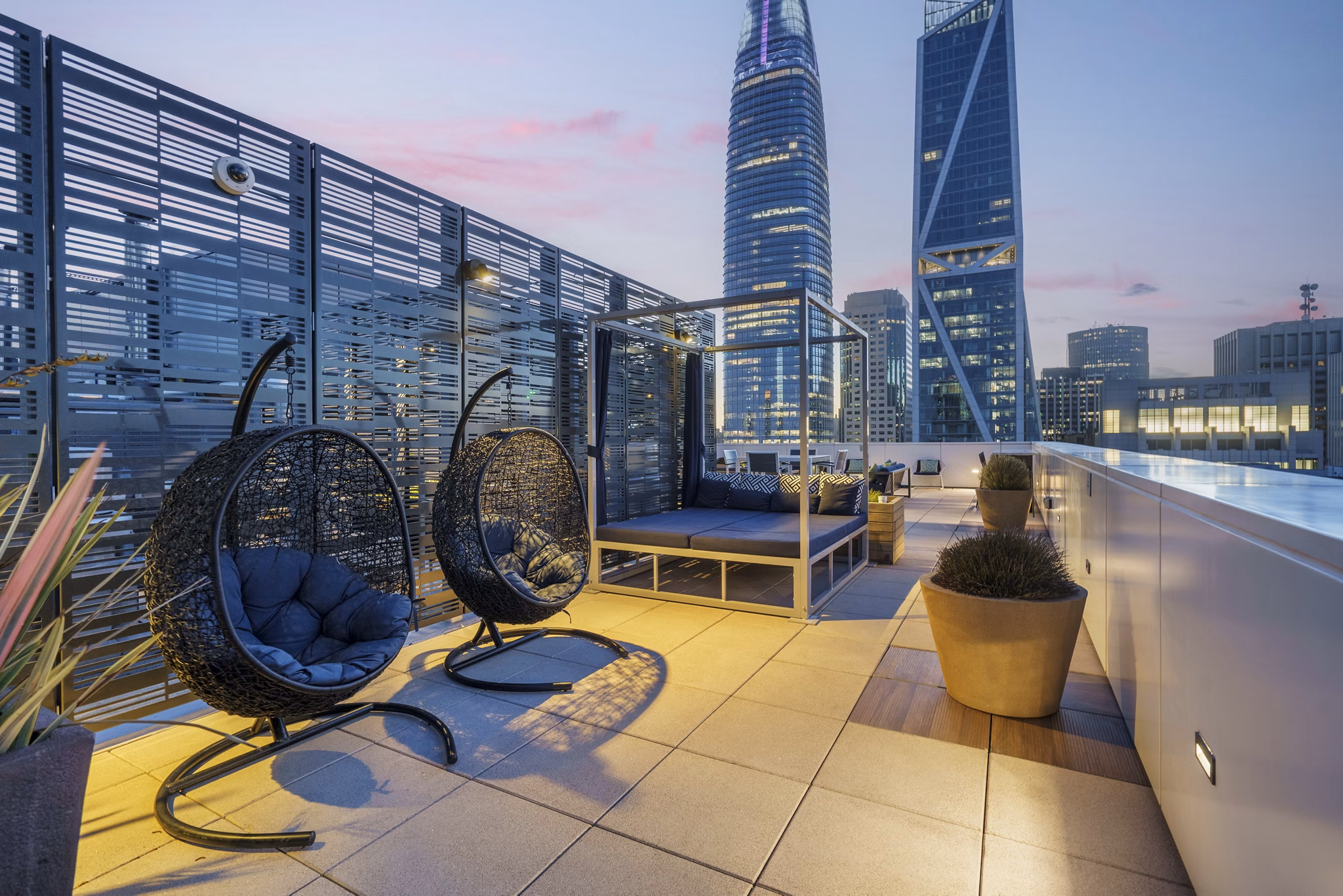 rooftop deck at Solaire Apartments