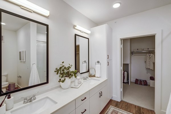 bathroom at The Taylor at Greenway Apartments