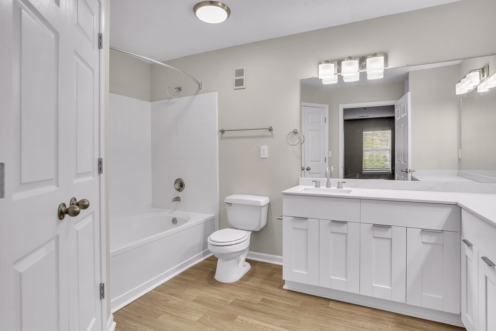 bathroom at Bridgewater Apartments 