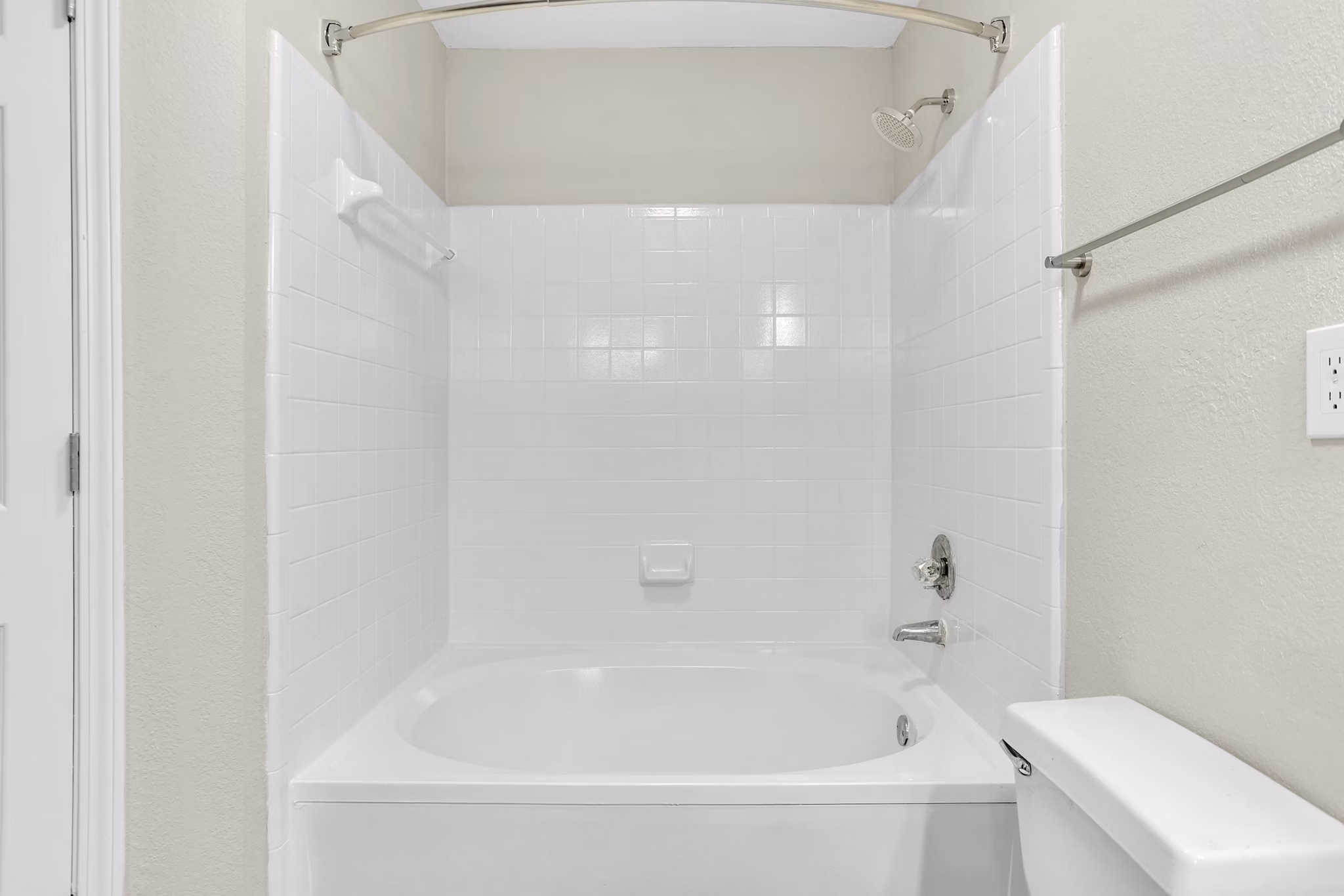 bathroom at Bridgewater Apartments 
