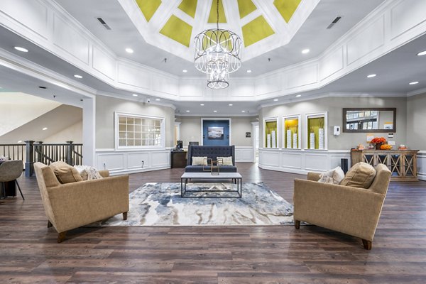 Elegant clubhouse with modern furnishings at Bridgewater Apartments, Greystar luxury community