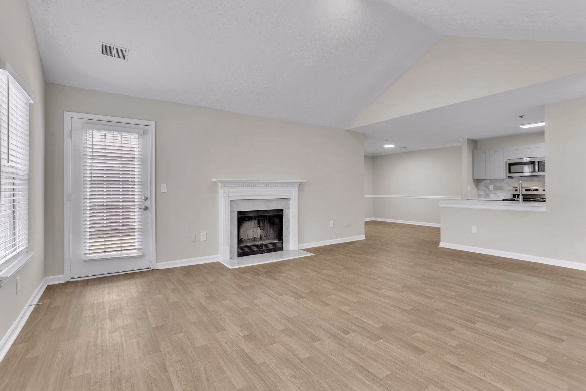 living room at Bridgewater Apartments 