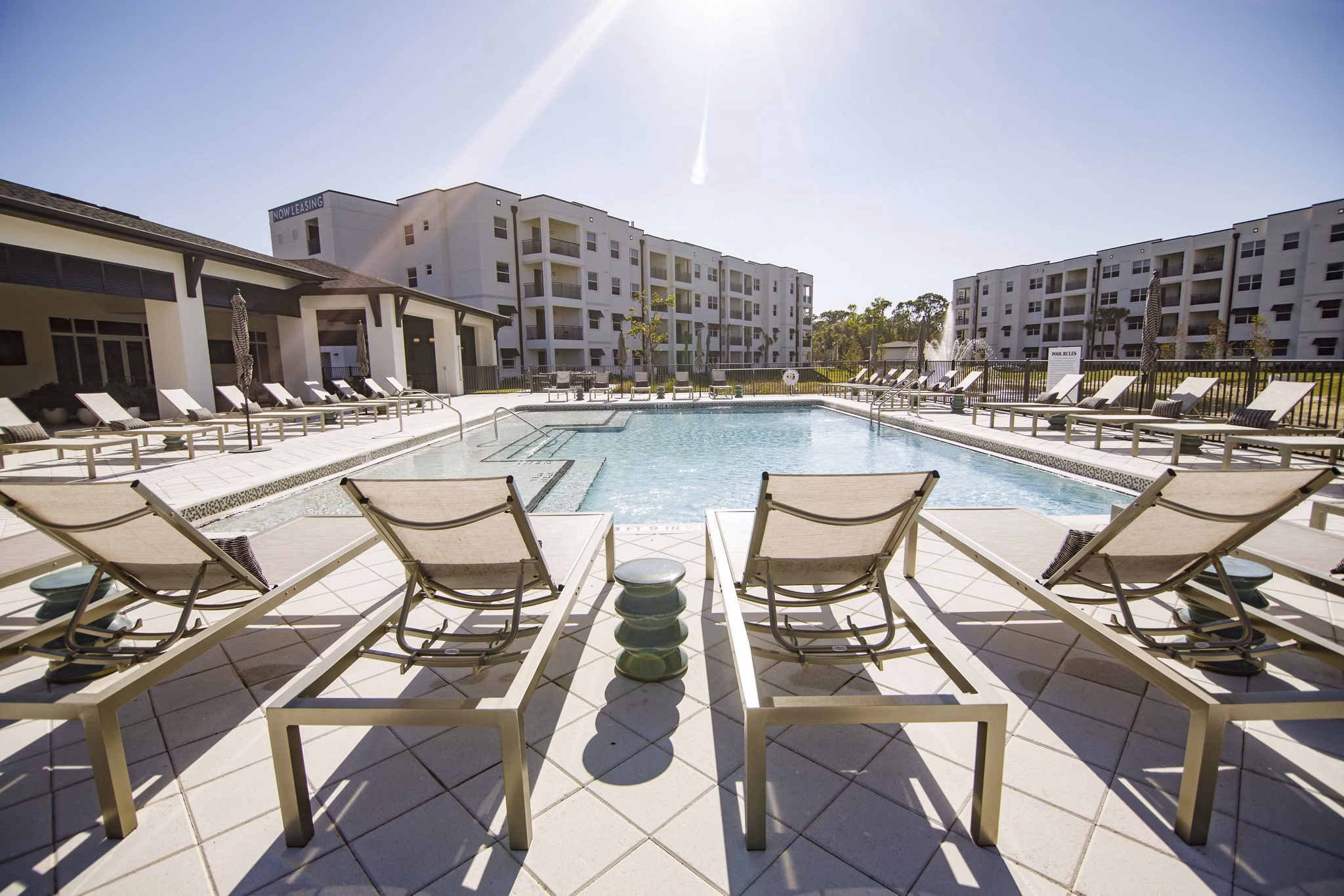 pool at Estero Vista Apartments