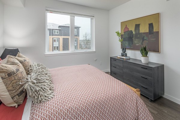 bedroom at Prose Hayden Island Apartments 