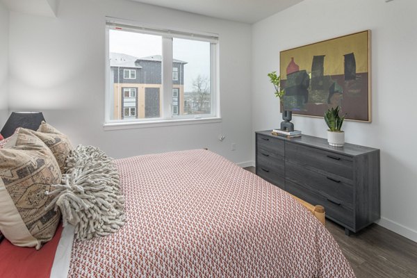 bedroom at Prose Hayden Island Apartments