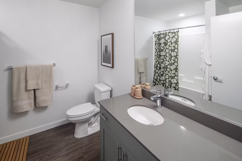 bathroom at Prose Hayden Island Apartments 