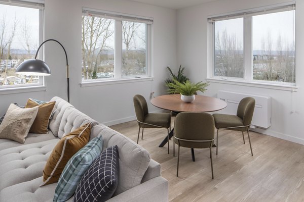clubhouse at Prose Hayden Island Apartments 