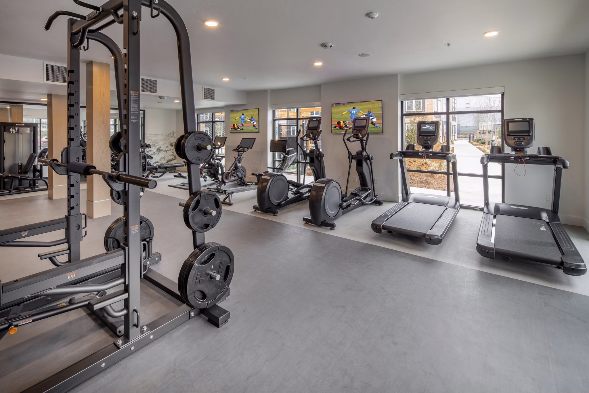 fitness center at Prose Hayden Island Apartments 