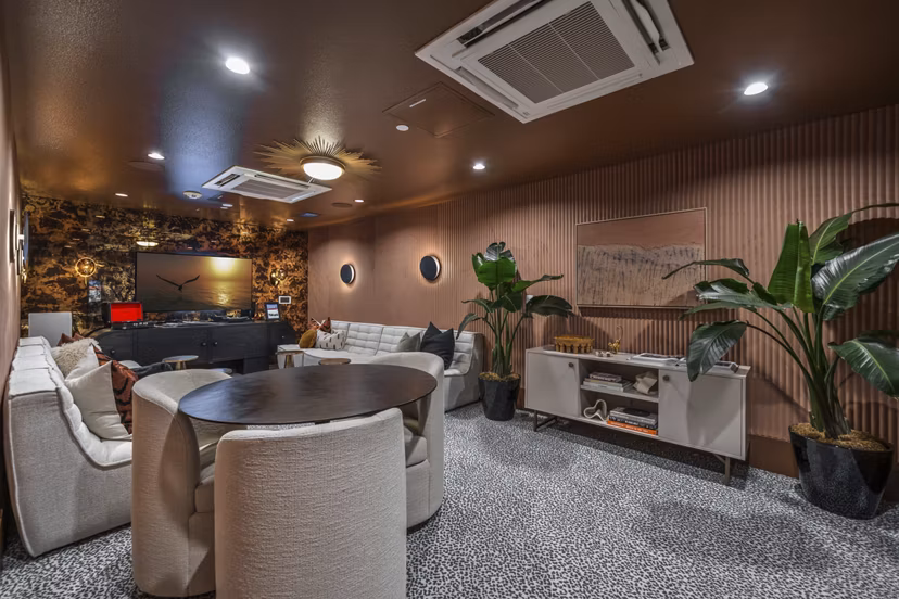 clubhouse at Aurum Apartments 