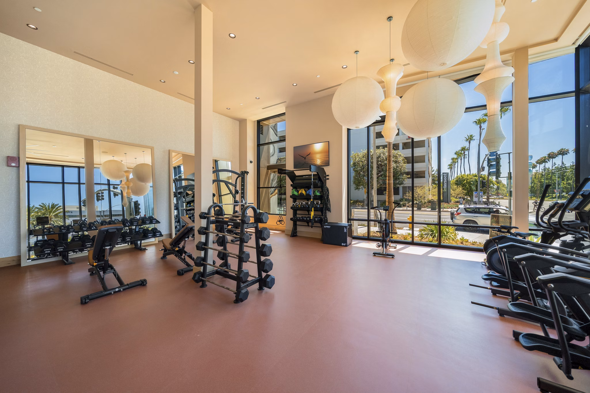 fitness center at Aurum Apartments 