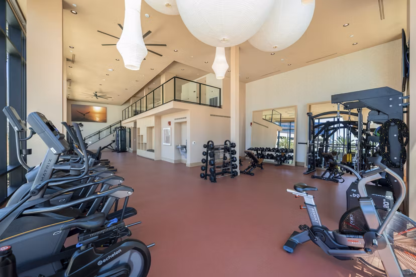 fitness center at Aurum Apartments 