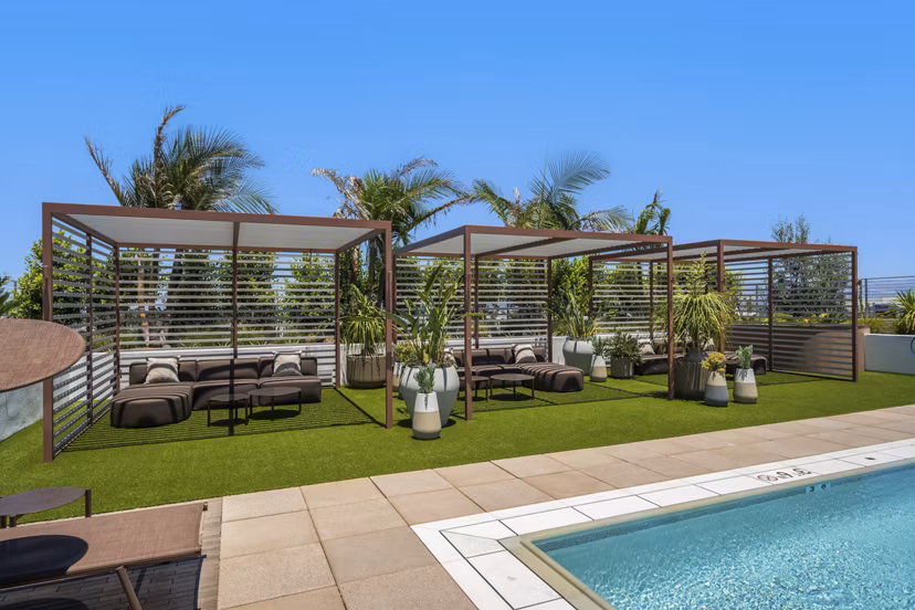 pool at Aurum Apartments 