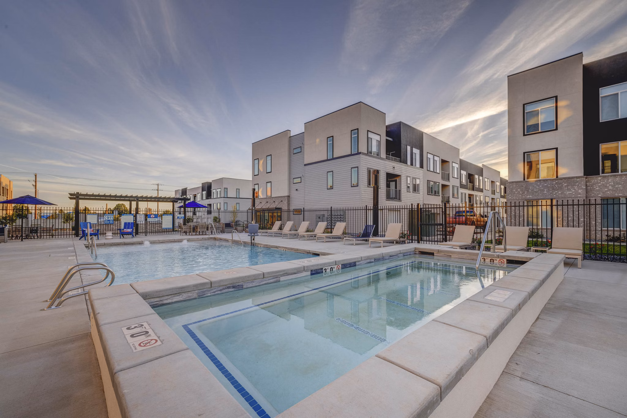 pool at Altitude Apartments
