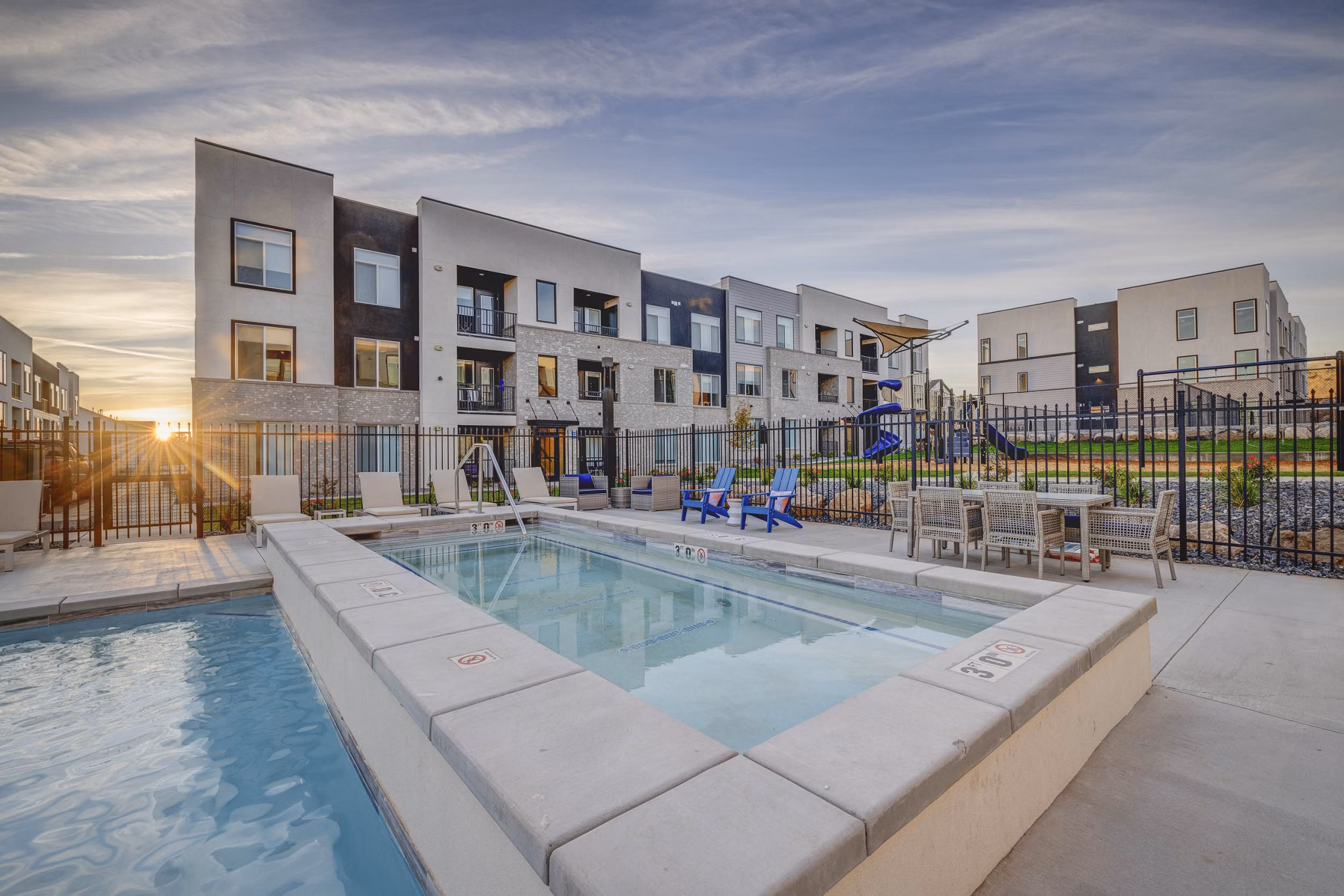 pool at Altitude Apartments