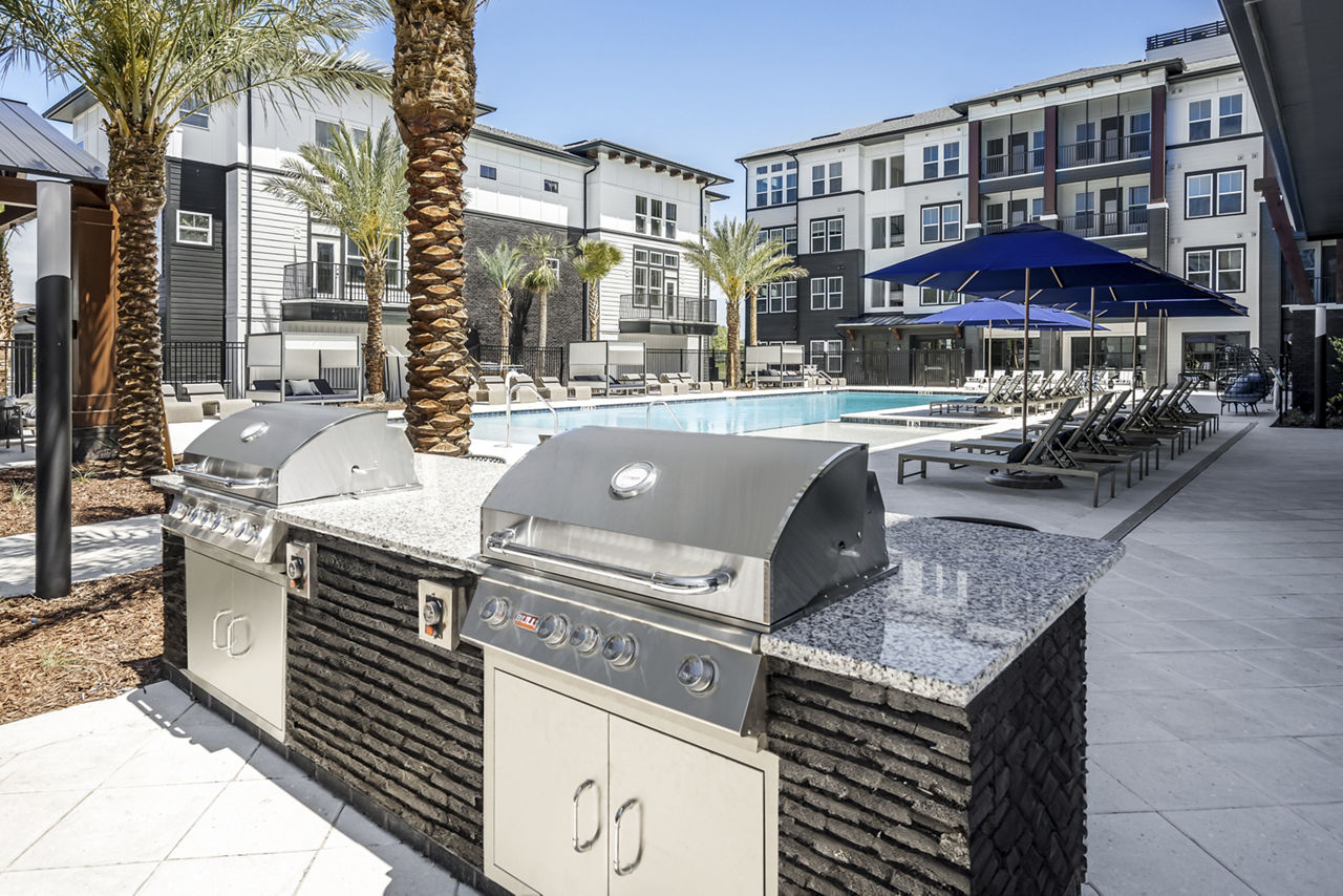 Grill area at The Elliott Land Olakes
