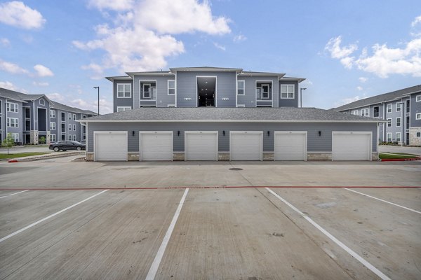 garage at Haven at Mission Trace Apartments