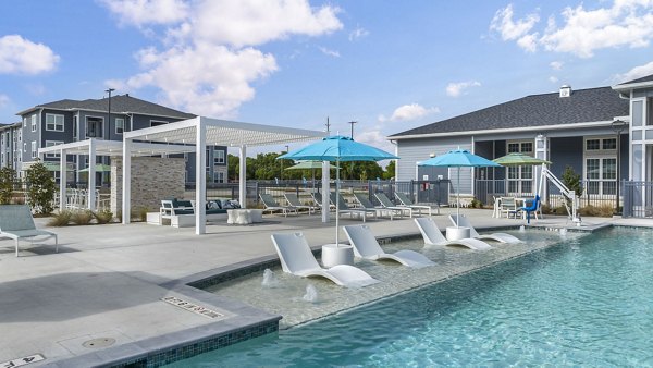 pool at Haven at Mission Trace Apartments