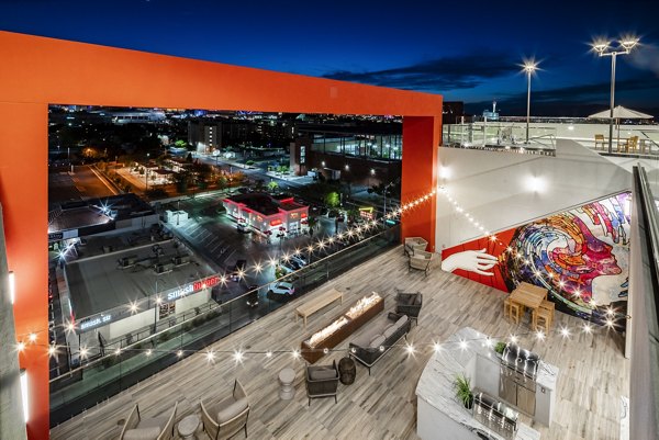 courtyard at The yoU Apartments