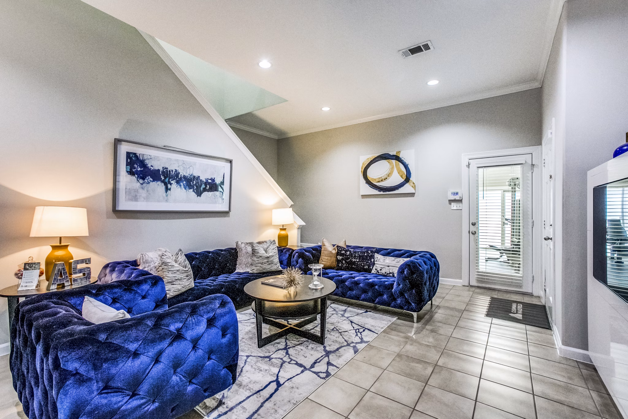 Elegant clubhouse lobby featuring modern design at Addicks Stone Village Apartments