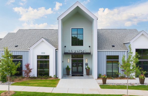 Elan Prosperity Village: Elegant luxury apartments with modern in vibrant Charlotte neighborhood