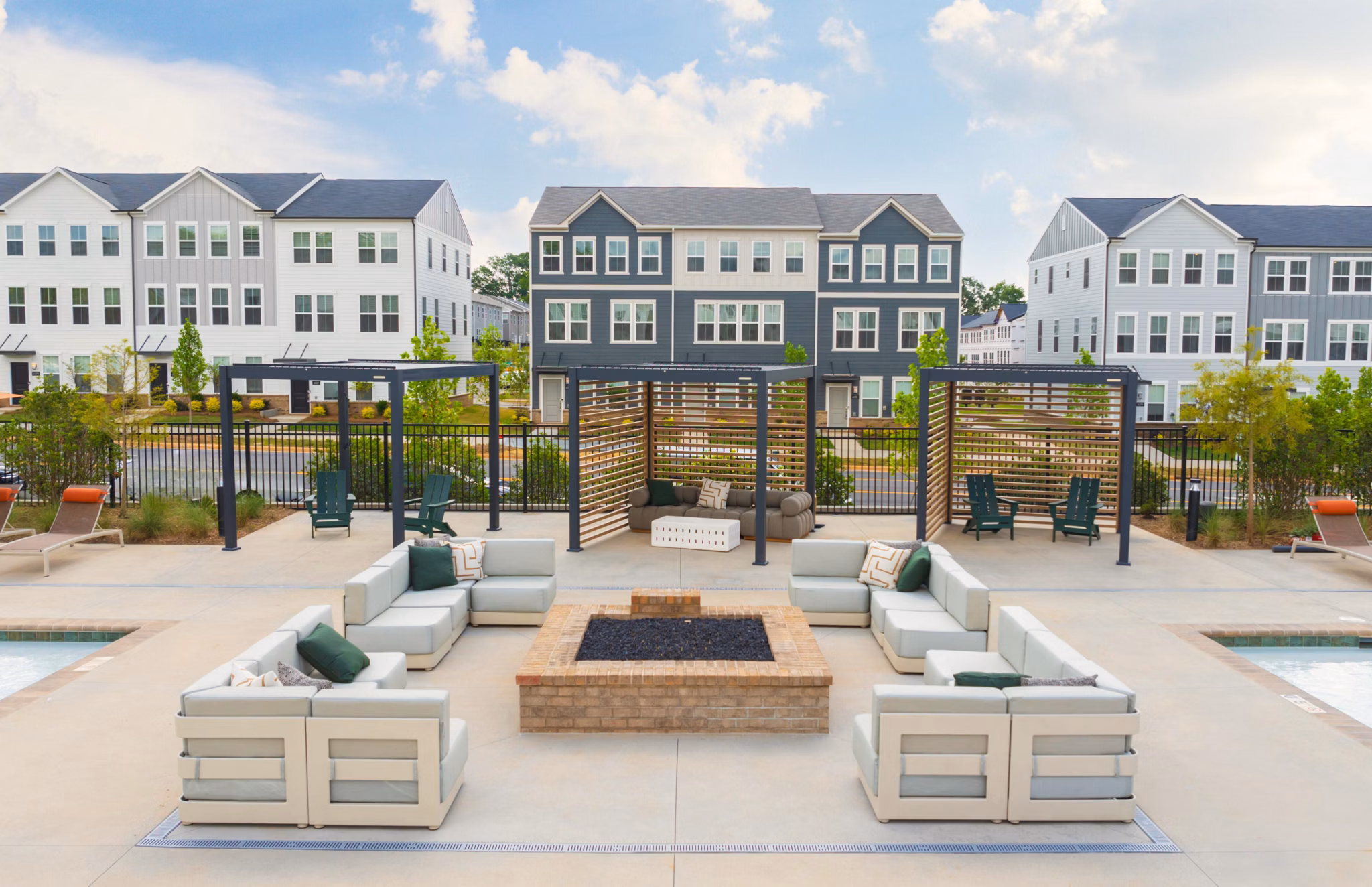 Elan Prosperity Village Apartments: Elegant view of luxury apartment in Charlotte