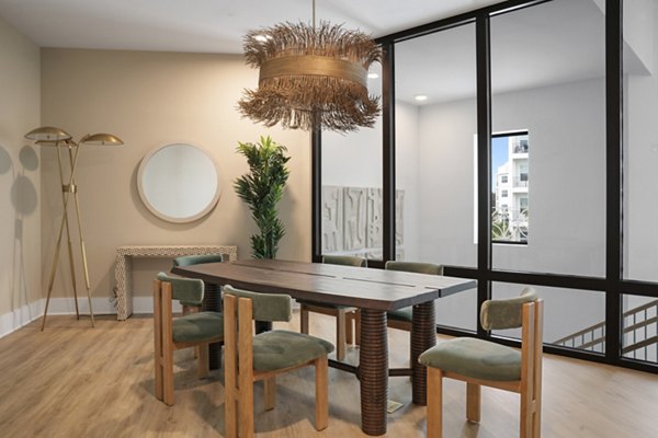 dining room at Summerall Apartments