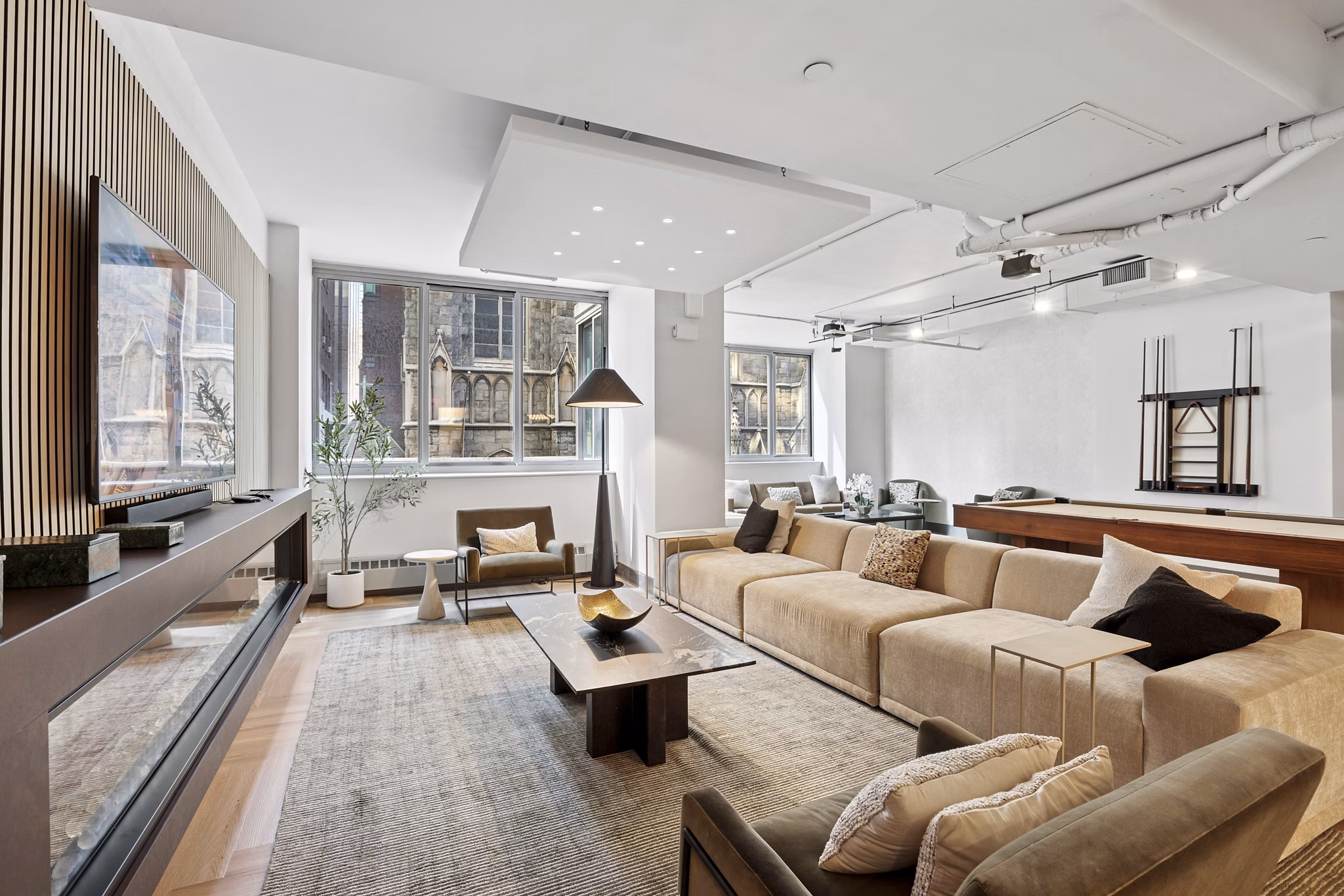 clubhouse at Hudson Landing Apartments