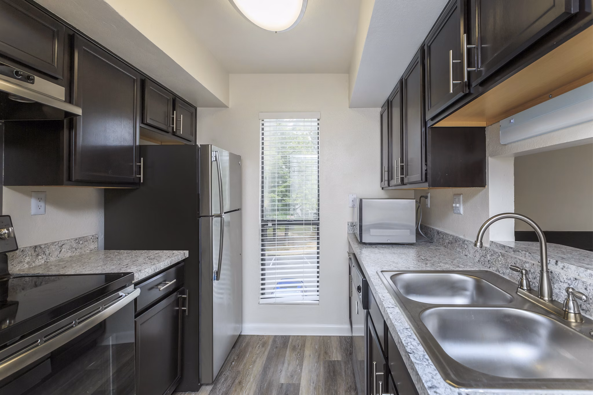 kitchen at Shadowood Apartments