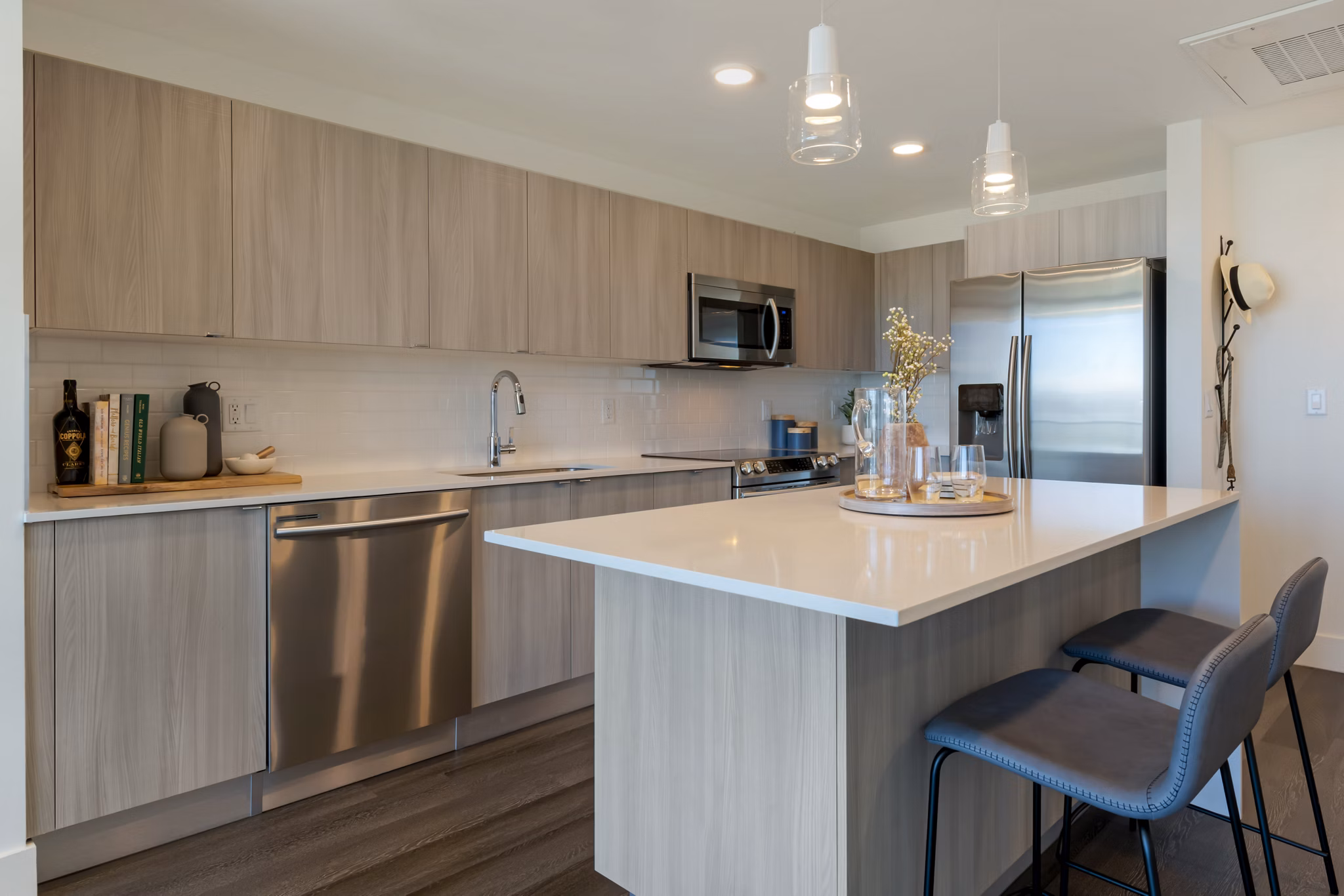 kitchen at Lantana Uptown Apartments