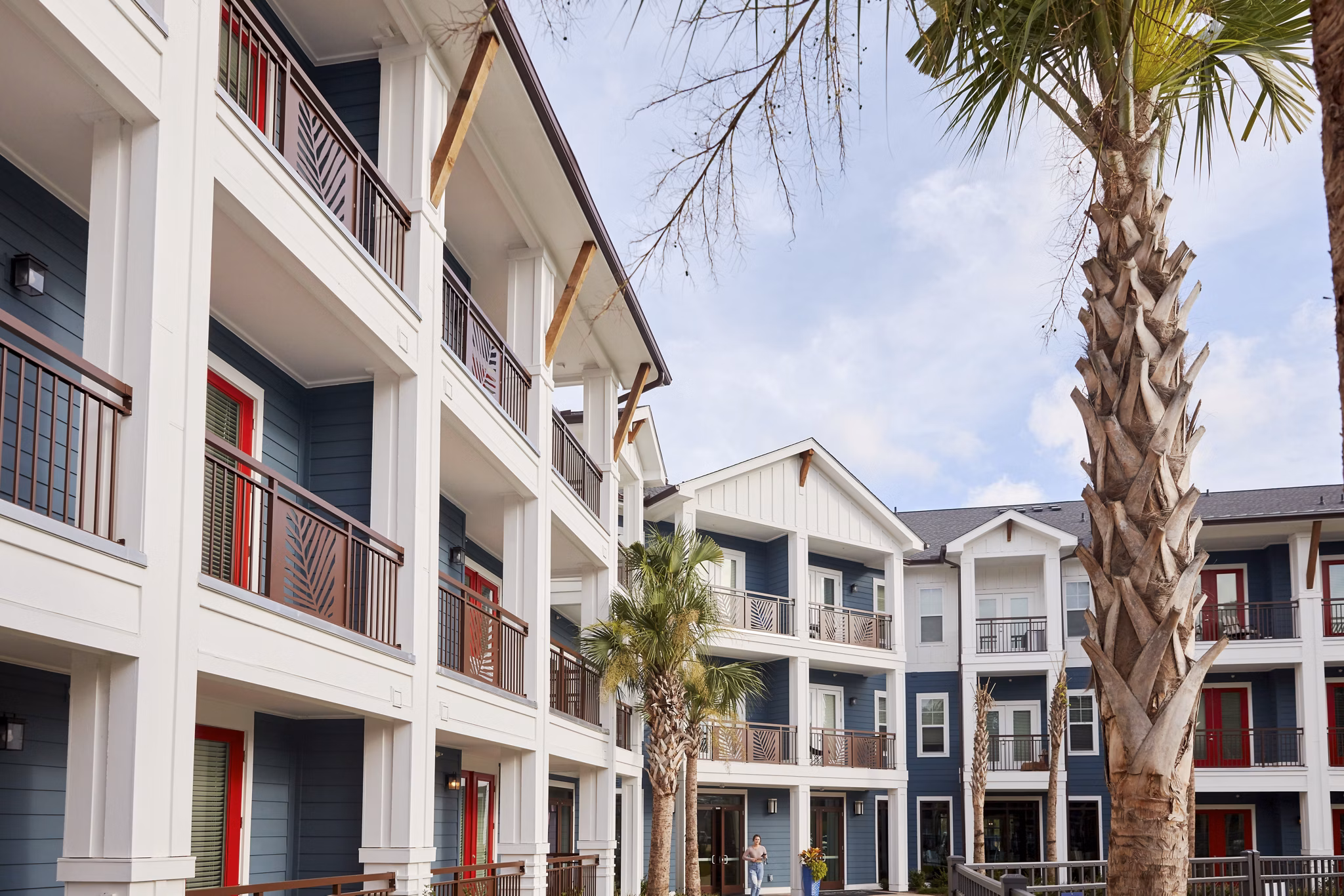 Newbrook Point Hope Apartments: Modern luxury apartment in scenic Point Hope community