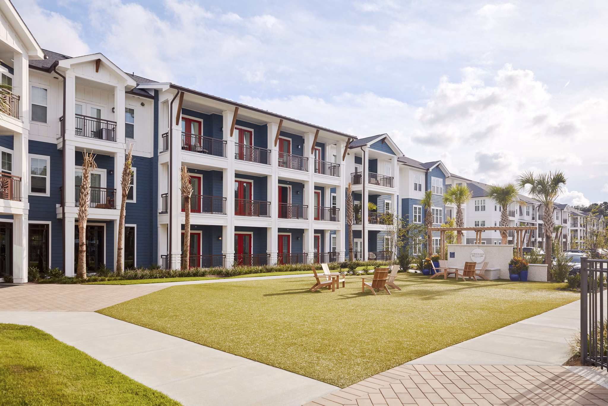 Newbrook Point Hope: Sleek luxury apartments in Charleston